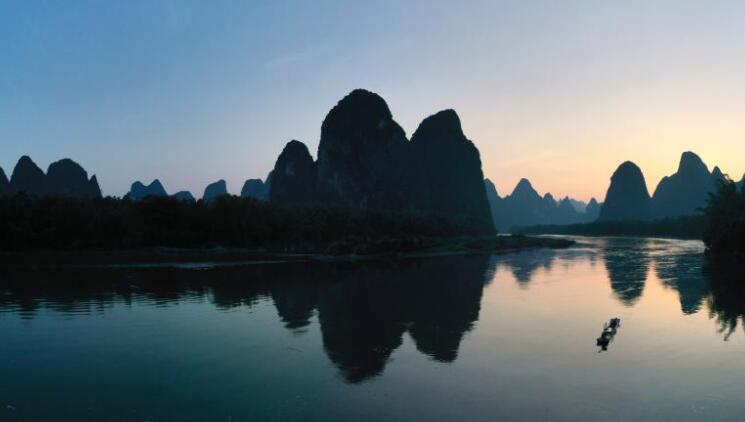 这条江，浓缩山水中国