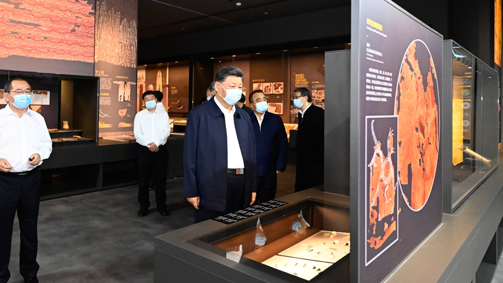 镜观&middot;领航丨习近平：中华文明由各民族优秀文化百川汇流而成