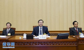 张德江出席十二届全国人大常委会第七次会议闭幕会