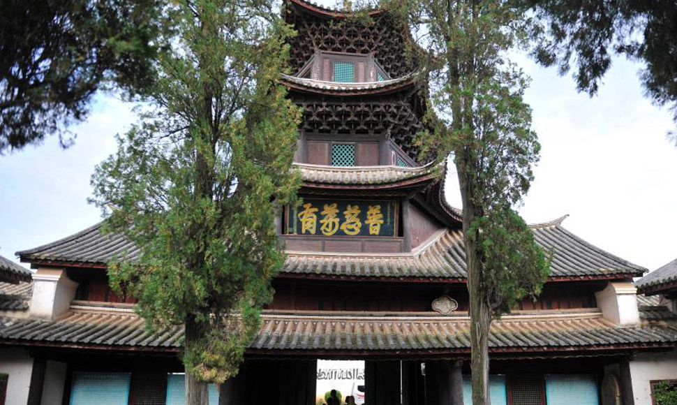 云南鲁甸二百年历史清真寺地震中安然无恙