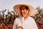 1958年 毛泽东在河南农村视察