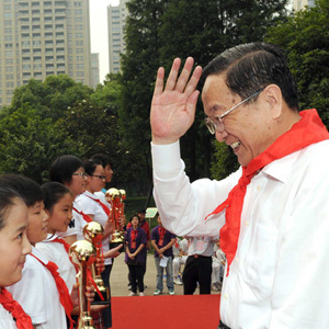 &ldquo;多做实事不图虚名&rdquo;&mdash;&mdash;记中共中央政治局常委俞正声