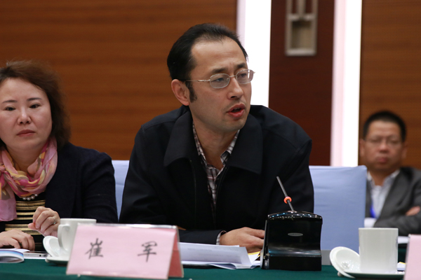 崔军：要讲好中国故事中最精彩的部分——中国经济故事