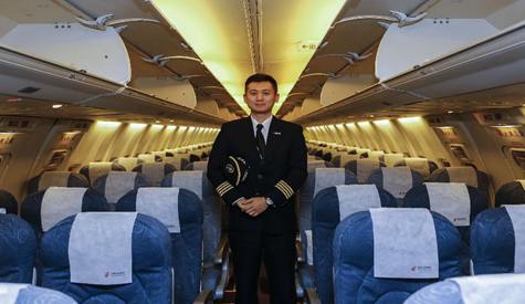 机长周大宁：是飞行选择了我