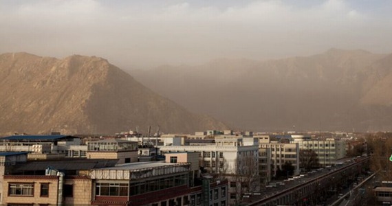 &ldquo;阳光城&rdquo;拉萨现扬沙天气