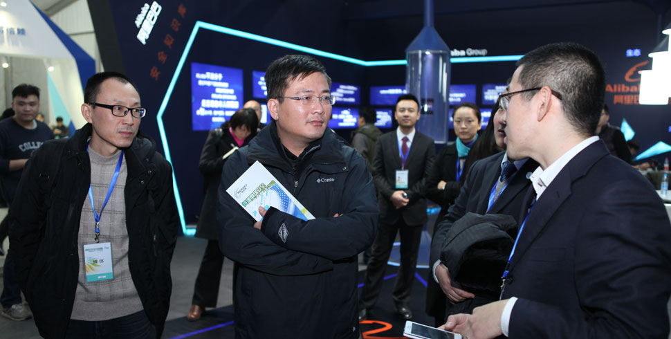 计世传媒记者现场采访