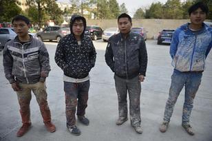 8个工程欠薪 施工队年关成了&ldquo;讨薪队&rdquo;