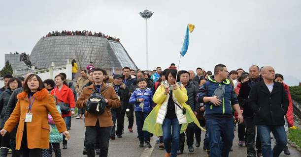 三峡大坝景区春节单日游客量创纪录