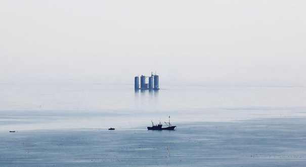 青岛灵山湾海域现&ldquo;海市蜃楼&rdquo;