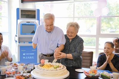 纪念“三八” 滨湖深情讲述“最美家庭”故事