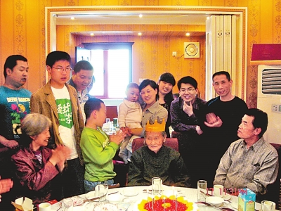 河南“全国最美家庭”风采