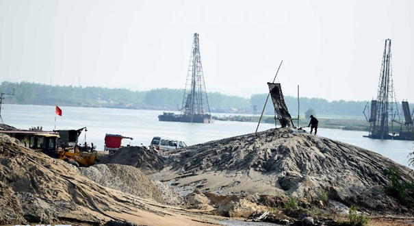 淮河非法采砂何时休？