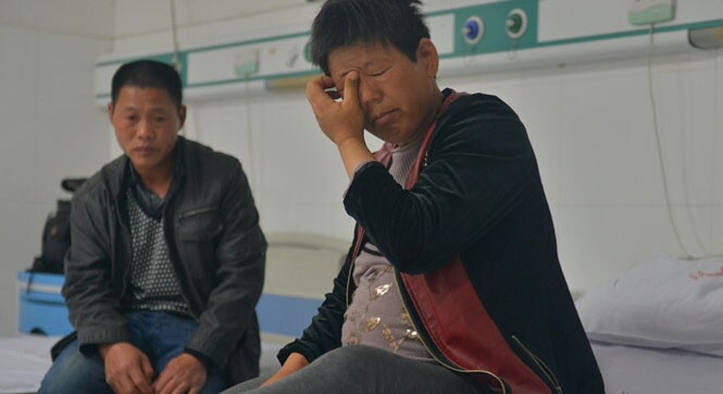 图片故事：高龄失独妇女再生育 剖腹产男婴迎第二次人生