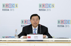 张德江出席金砖国家议会论坛