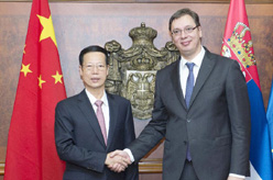 张高丽与塞尔维亚总理举行会谈