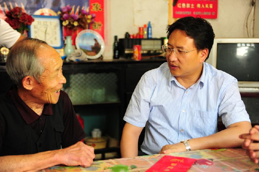 这里有个群众点赞的&ldquo;开门书记&rdquo;&mdash;&mdash;记江西上饶市广丰区委书记郑光泉