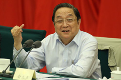 俞正声主持召开&ldquo;深化行政审批制度改革&rdquo;专题协商会并讲话