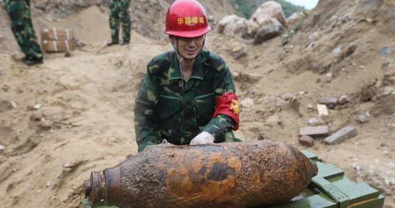北京警方清理200余枚抗戰遺留炮彈 運抵河北銷毀