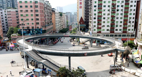 达州耗资907万环形过街天桥 因步行梯太陡&ldquo;闲得慌&rdquo;