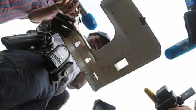 法属留尼汪岛再现疑似MH370塑料碎片