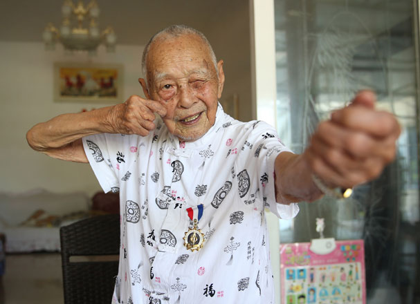 百岁抗日老兵：&ldquo;边打边学&rdquo;成了一名战士