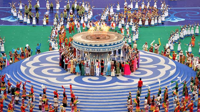 第十届全国少数民族传统体育运动会圣火点燃