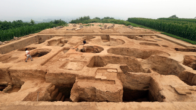 河南洛阳：大型东汉烧窑遗址考古发掘