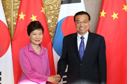 李克强会见韩国总统朴槿惠