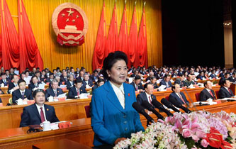 新疆各族各界隆重庆祝自治区成立60周年 俞正声出席大会并讲话