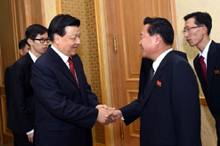 刘云山与朝鲜劳动党中央政治局委员崔龙海举行会谈