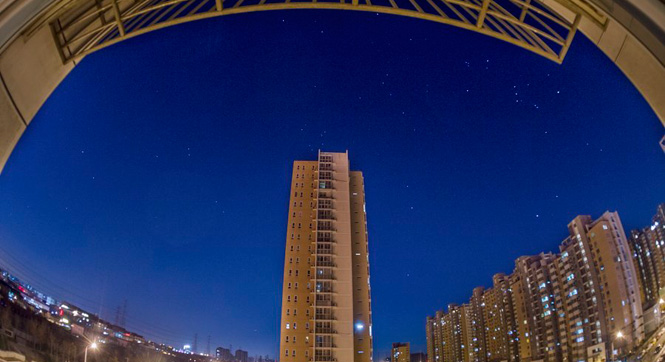 北京雾霾过后的夜空繁星可见 网友：要醉氧