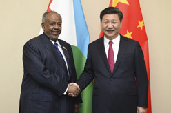 习近平会见吉布提总统盖莱