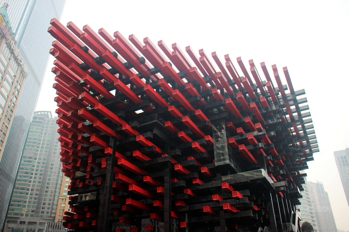 重庆一建筑外形奇特被网友戏称&ldquo;筷子楼&rdquo;