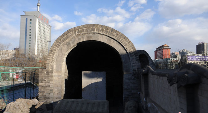 太原肯德基楼顶惊现丘处机弟子石棺 为元代衣冠冢