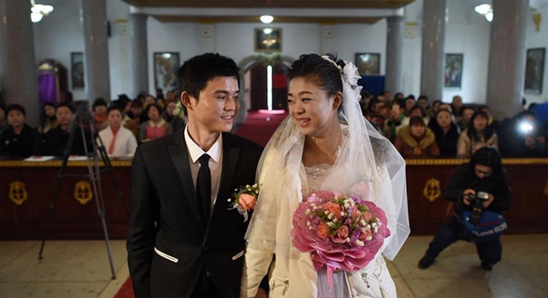 尿毒症女孩和她的&ldquo;众筹&rdquo;婚礼