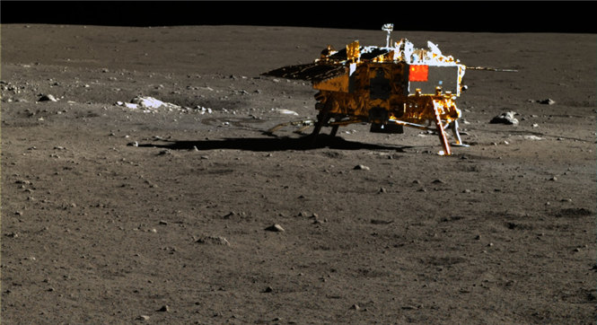 "嫦娥"探月高清真彩色月面圖像首公開