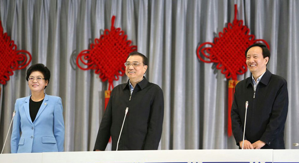 李克强向宁夏各族人民&ldquo;云拜年&rdquo;