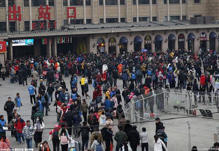 [网络媒体走转改]情暖2016年春运返乡潮
