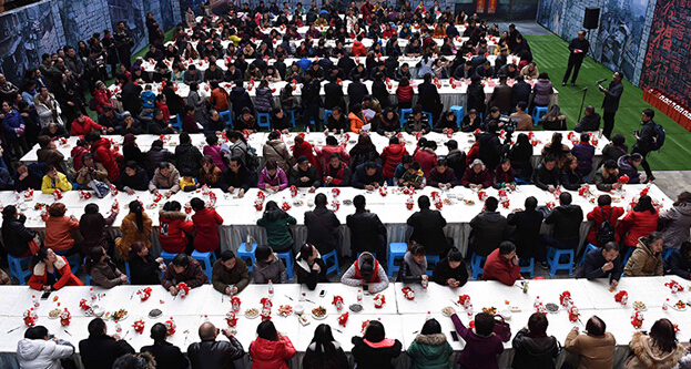 重庆300户拆迁居民重聚吃汤圆庆元宵