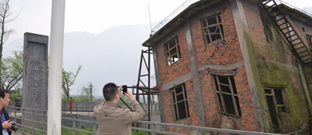 网媒负责人走进德阳 感受从悲壮走向豪迈(图)