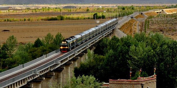 铁路时代的雪域高原&mdash;&mdash;青藏铁路通车10周年[组图]