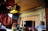 松潘县牧场村被改造成风情旅店的民居内景