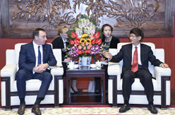 孟建柱会见白俄罗斯总统办公厅副主任斯诺普科夫