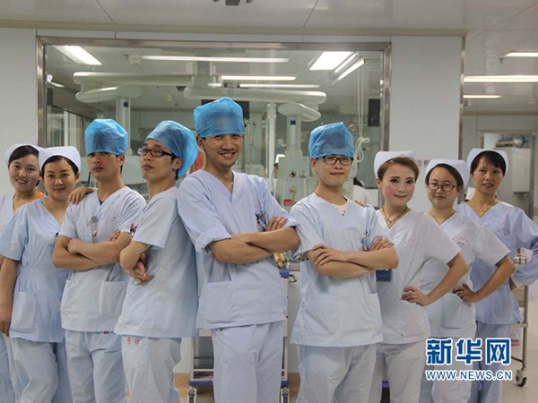 护士节 请给他们一个微笑