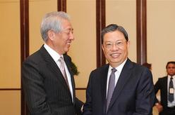 赵乐际会见新加坡副总理兼国家安全统筹部长张志贤