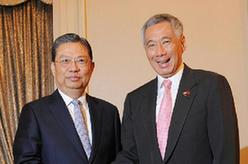 新加坡总理李显龙会见赵乐际