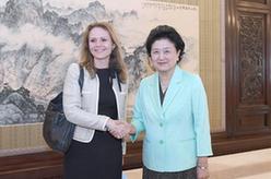 刘延东会见世界反兴奋剂机构副主席、挪威文化大臣琳达·海勒兰