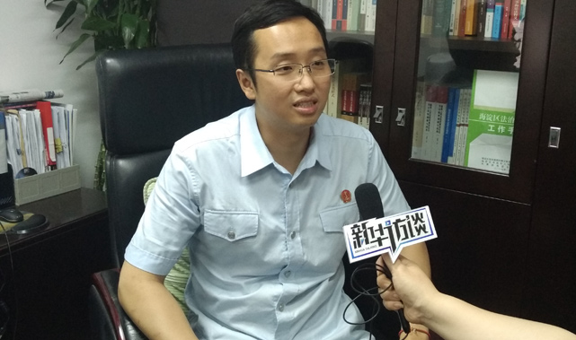 对法律专业很敏锐 从小就立志想做一名好的执法者