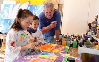 悉尼举行世界儿童日体验活动