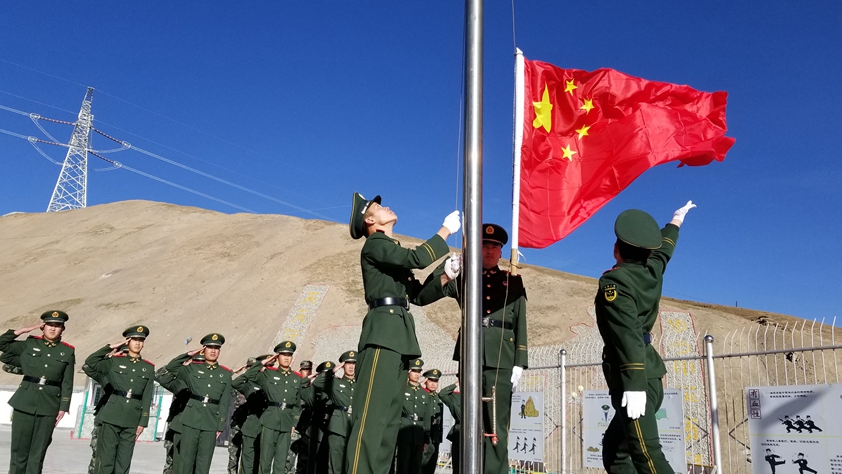 云端哨所里追风筝的人